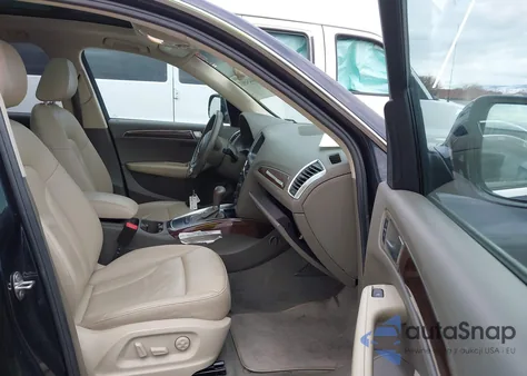 2012 Audi Q5 2.0T Premium z USA, uszkodzony, nr VIN WA1LFAFP4CA018595